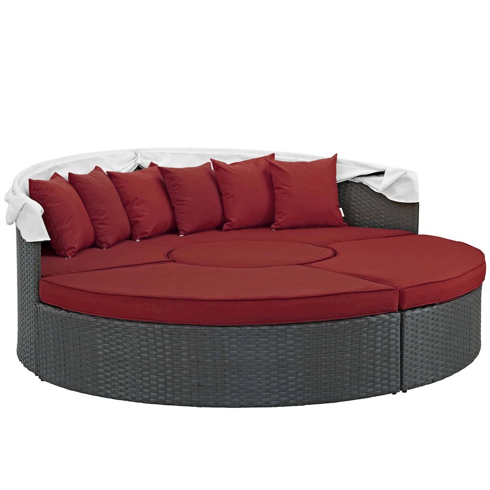 Sojourn Outdoor Patio Sunbrella Daybed. Picture 3