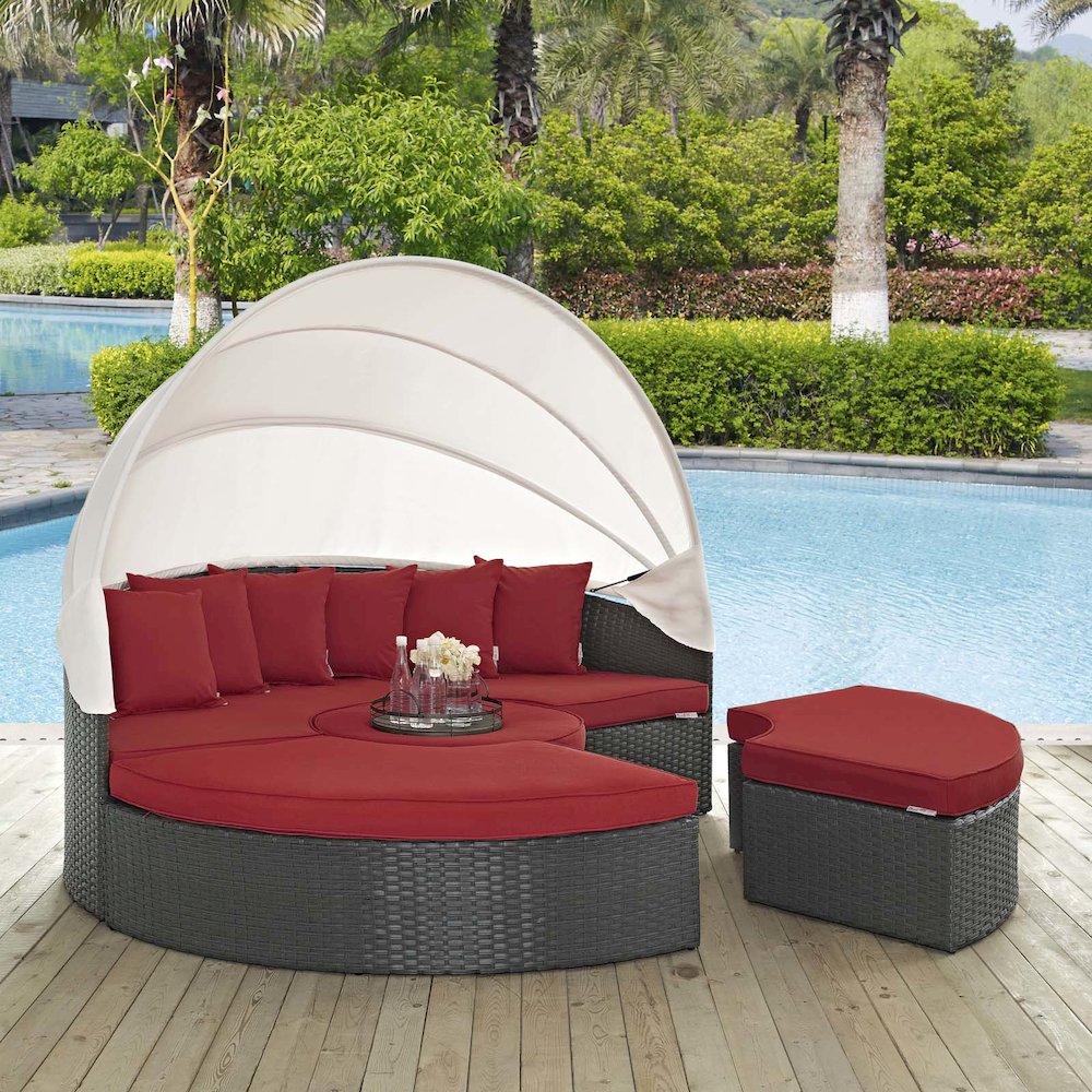 Sojourn Outdoor Patio Sunbrella Daybed. Picture 6