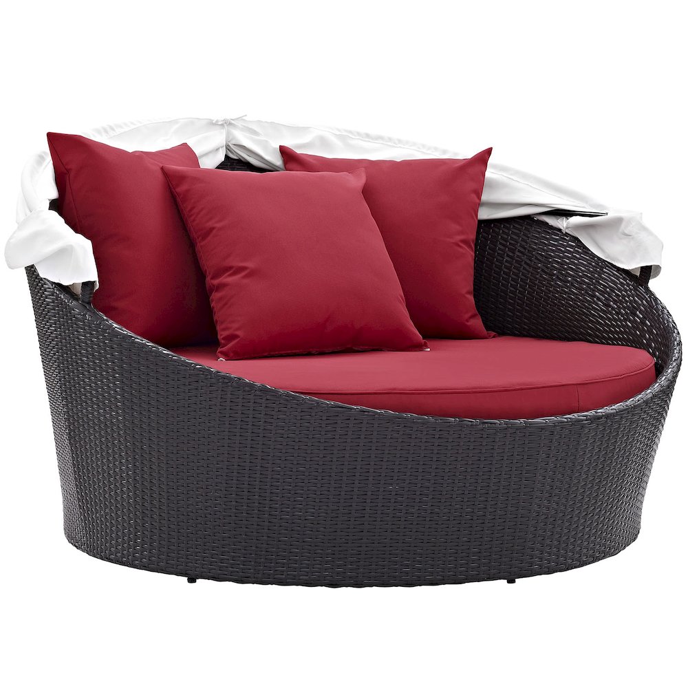 Convene Canopy Outdoor Patio Daybed. Picture 2