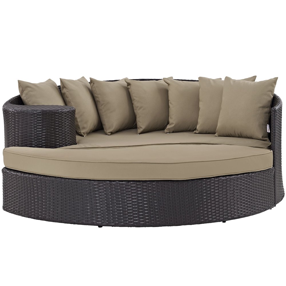 Convene Outdoor Patio Daybed. Picture 3