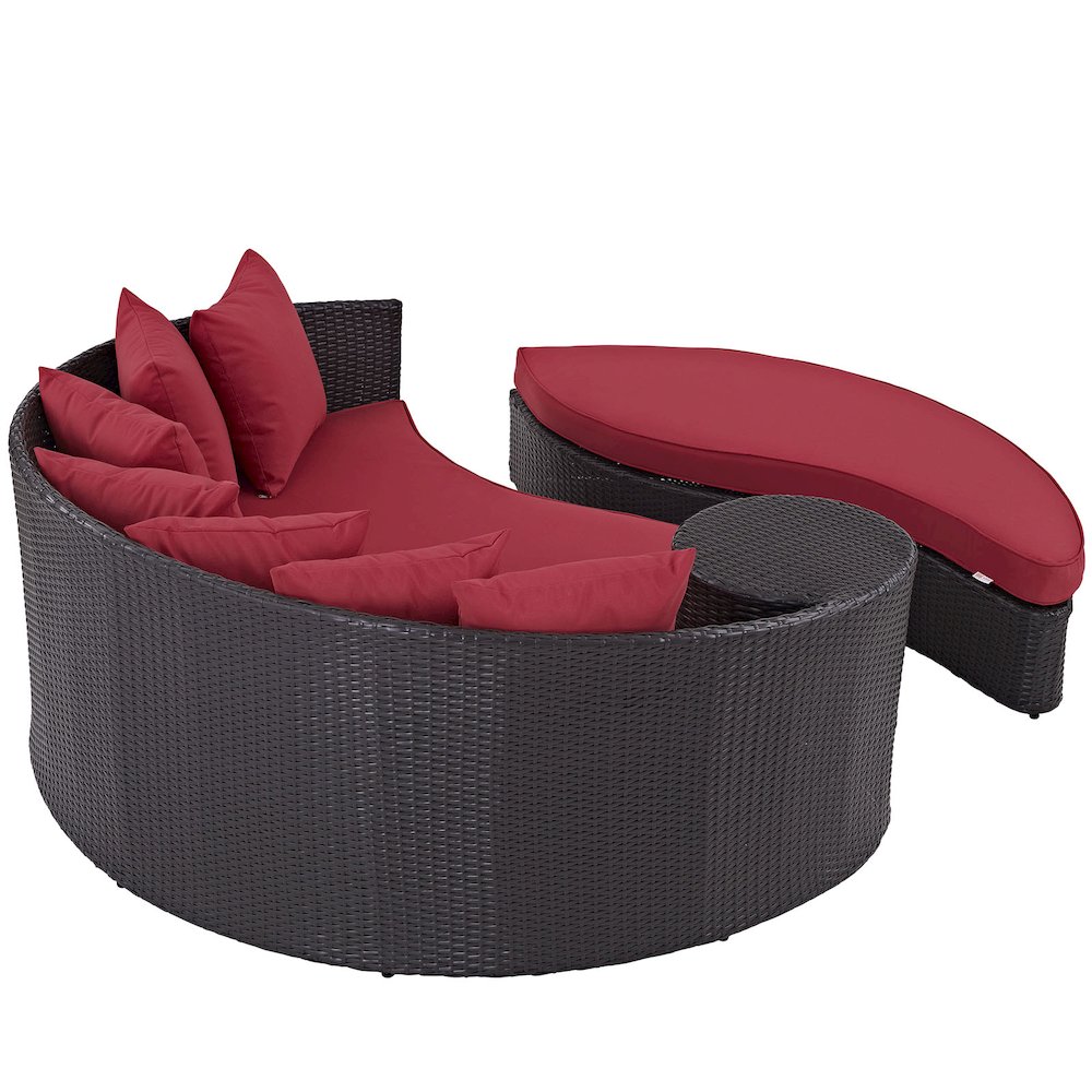 Convene Outdoor Patio Daybed. Picture 2