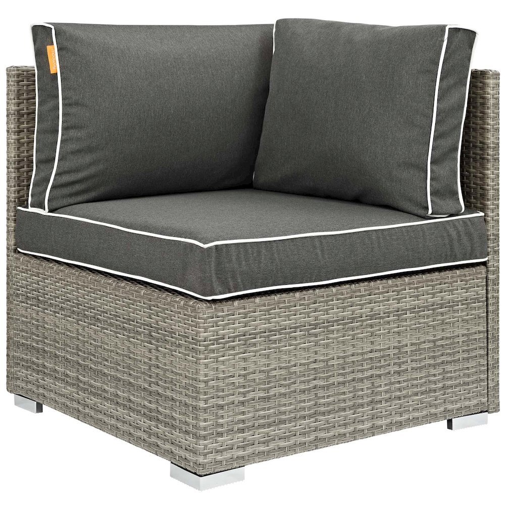 Repose Outdoor Patio Corner. Picture 1