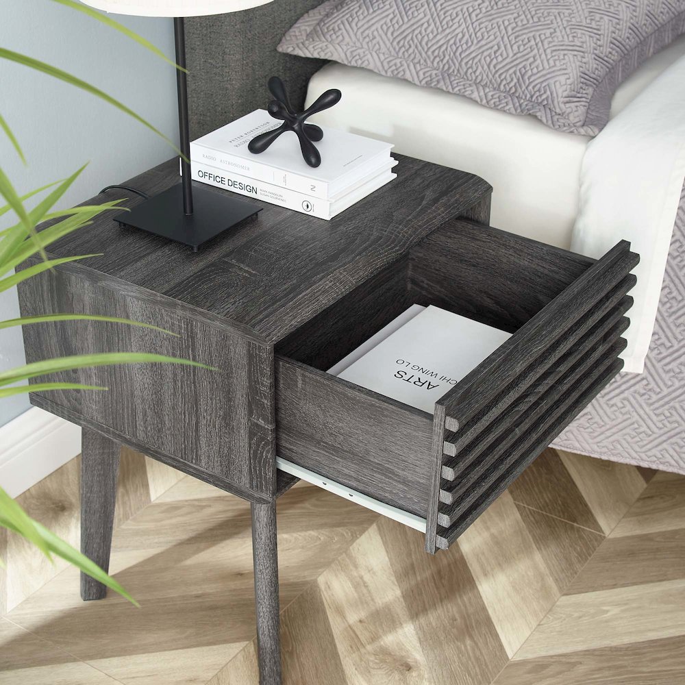 Render End Table. Picture 7