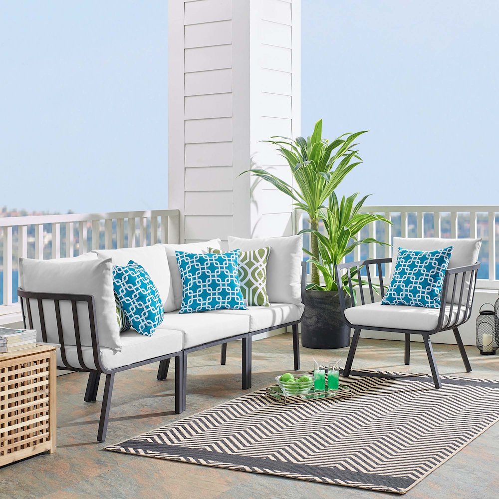 Riverside 4 Piece Outdoor Patio Aluminum Set. Picture 5