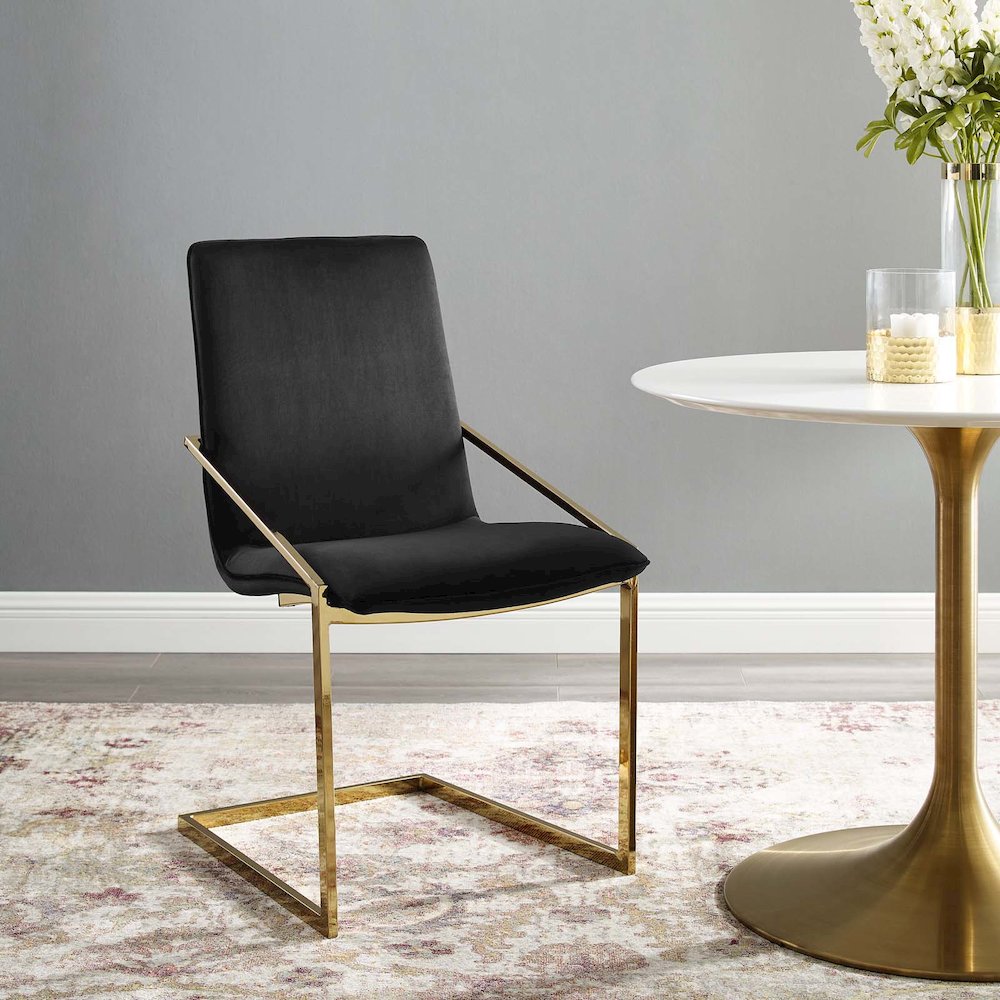 Pitch Performance Velvet Dining Armchair. Picture 7