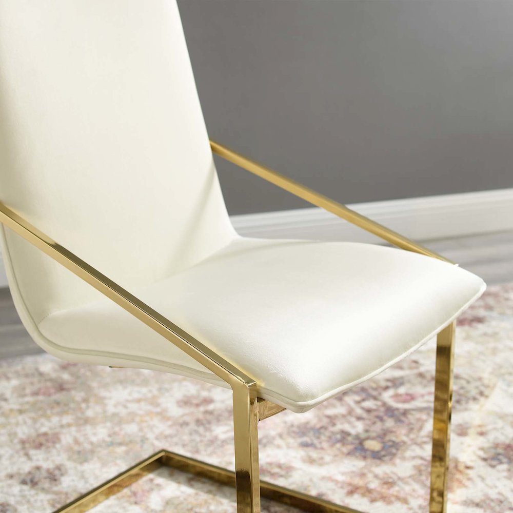 Pitch Performance Velvet Dining Armchair. Picture 8