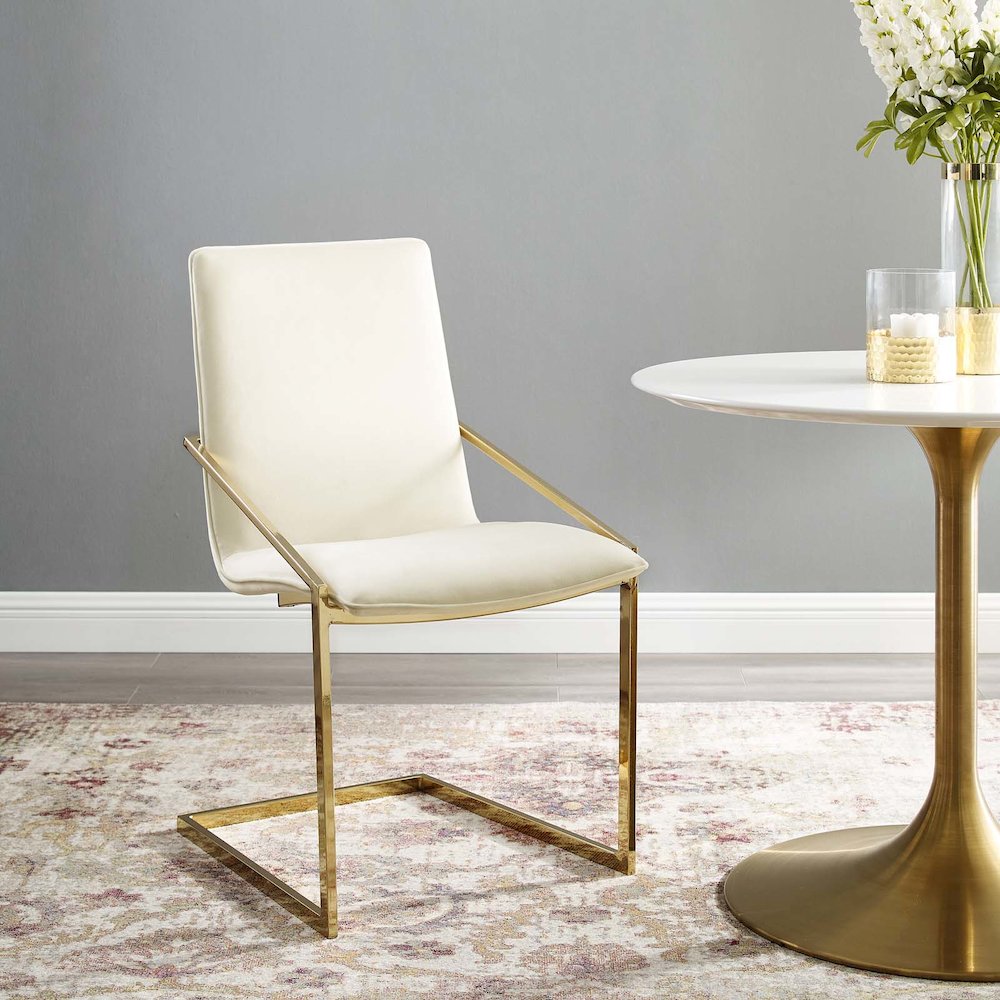 Pitch Performance Velvet Dining Armchair. Picture 7
