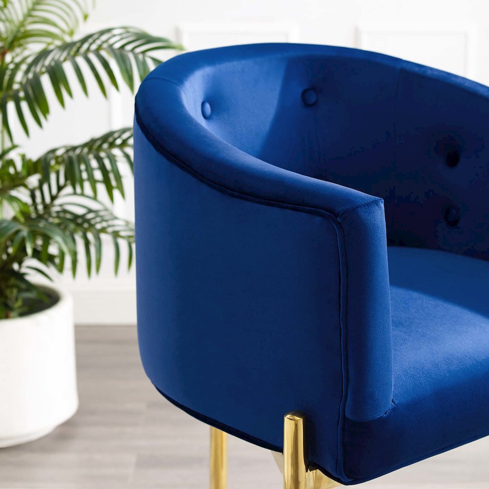 Savour Tufted Counter Stool. Picture 7