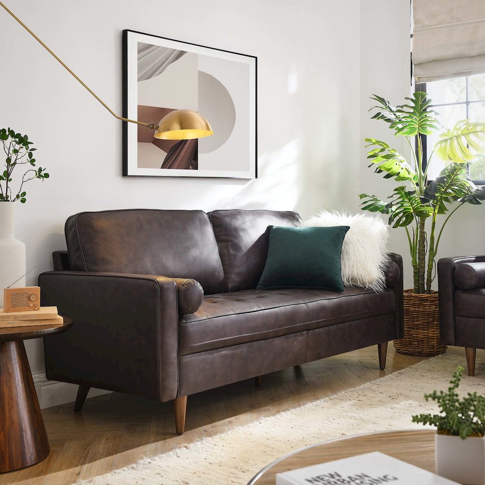 Valour Leather Sofa. Picture 7