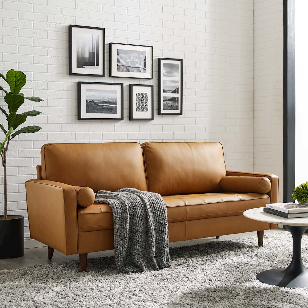 Valour Leather Sofa. Picture 8
