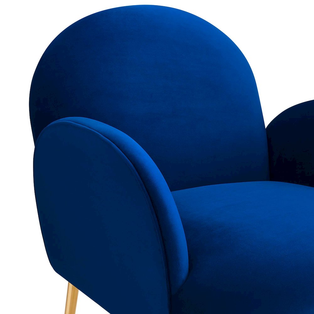 Transcend Performance Velvet Armchair. Picture 3