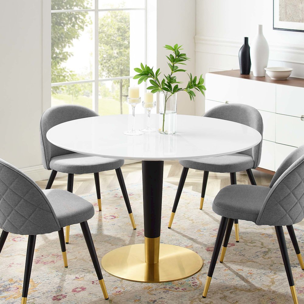 Zinque 47" Dining Table. Picture 4