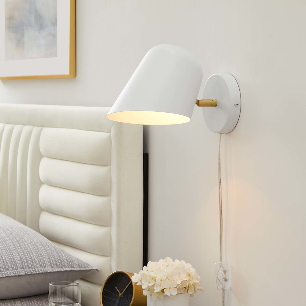Briana Swivel Wall Sconce. Picture 8
