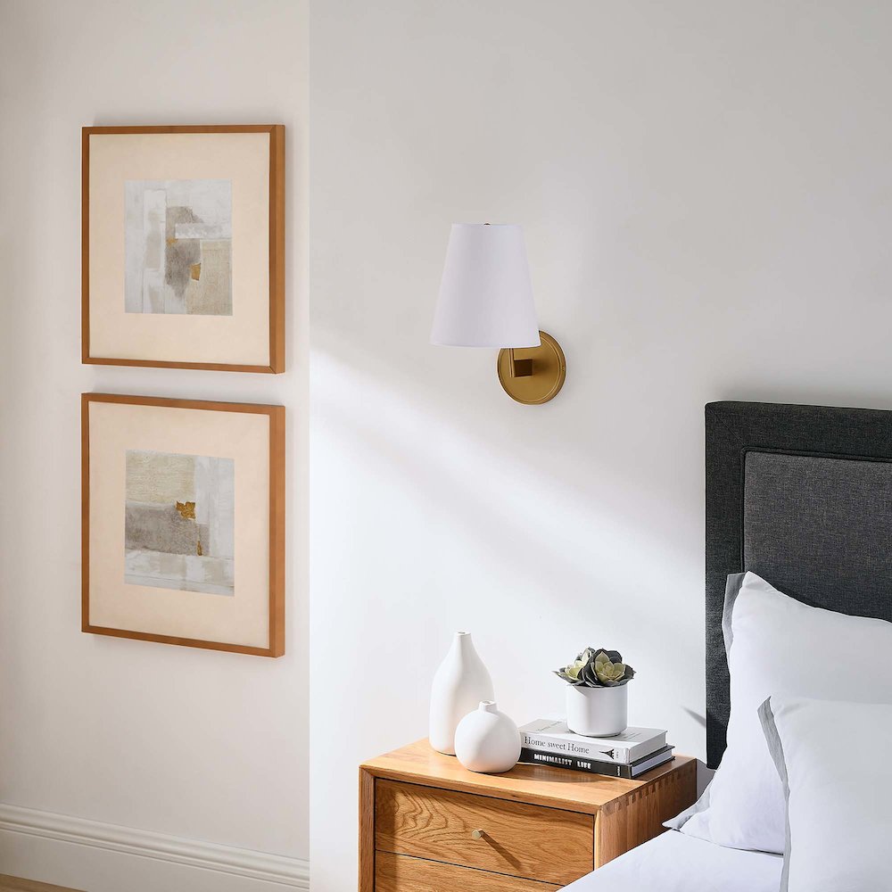 Surround Wall Sconce. Picture 8
