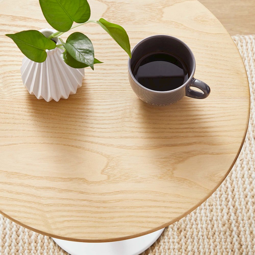Lippa 20" Round Wood Side Table. Picture 7