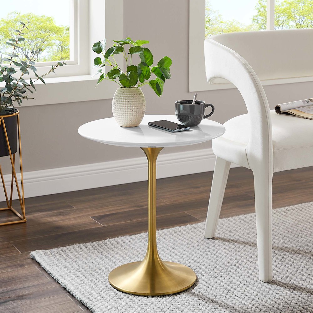 Lippa 20" Round Wood Side Table. Picture 6
