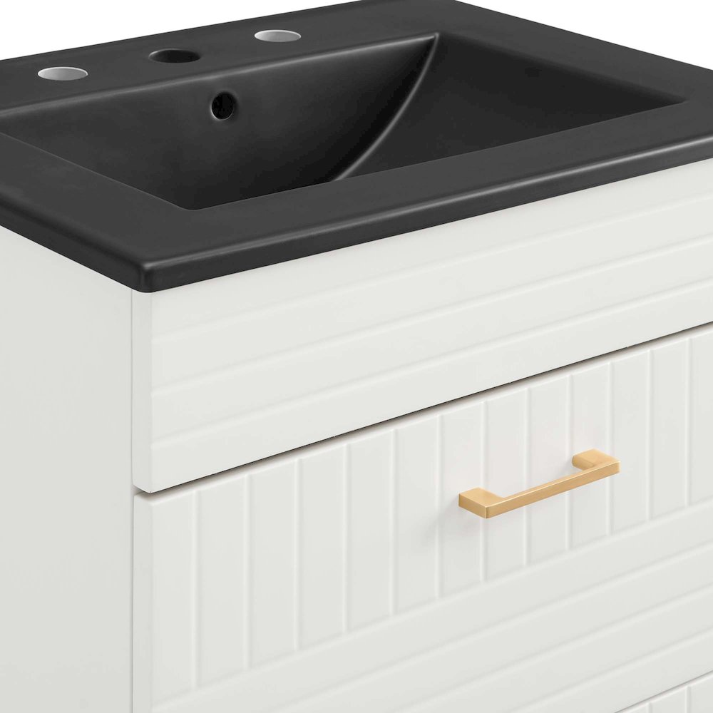 Daybreak 24" Bathroom Vanity. Picture 6