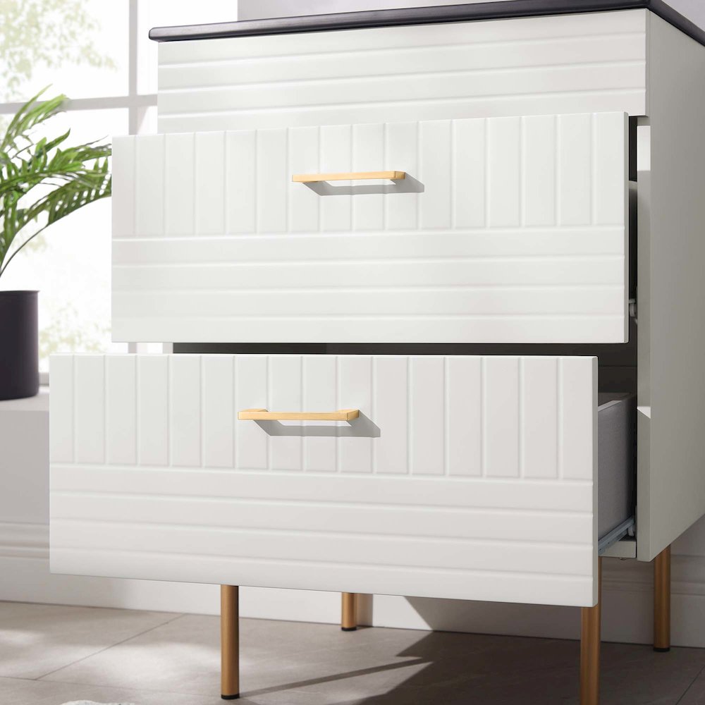 Daybreak 24" Bathroom Vanity. Picture 9
