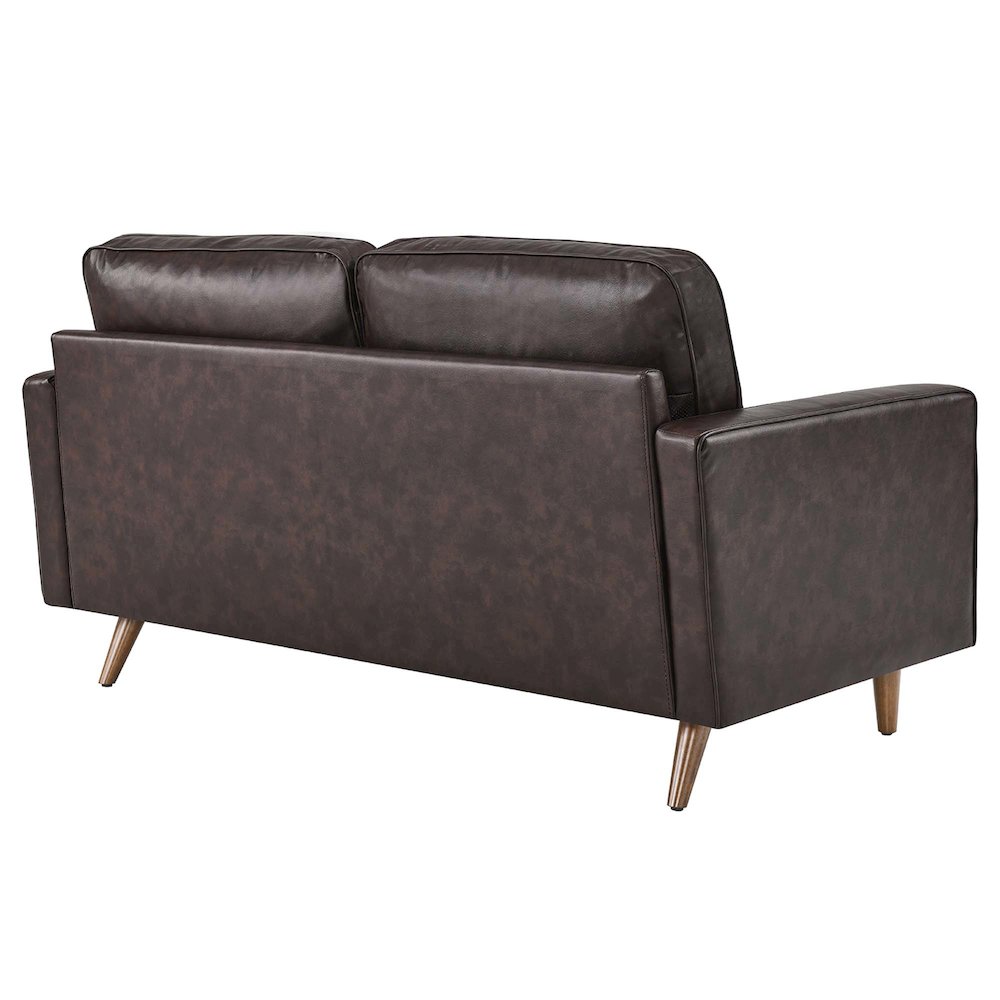 Valour Leather Loveseat. Picture 4