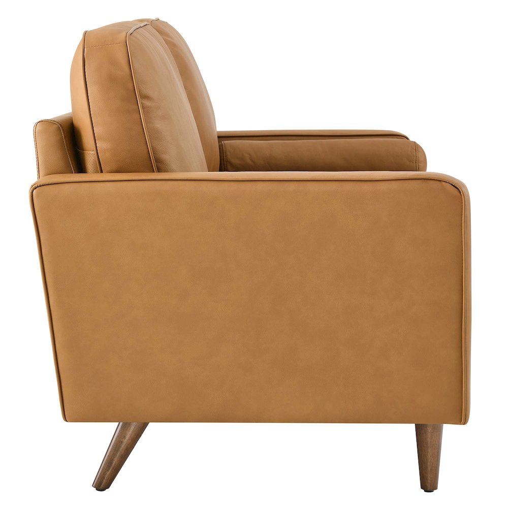 Valour Leather Loveseat. Picture 3