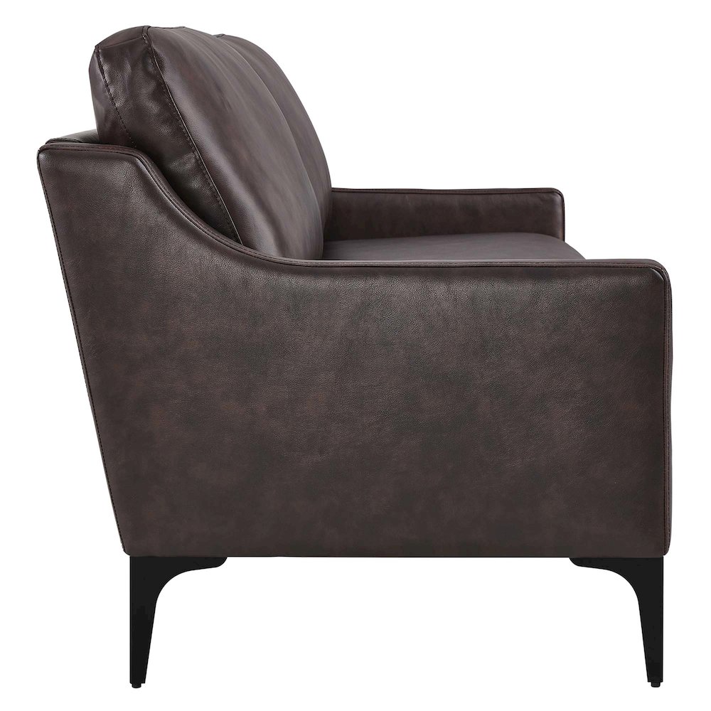 Corland Leather Sofa. Picture 3