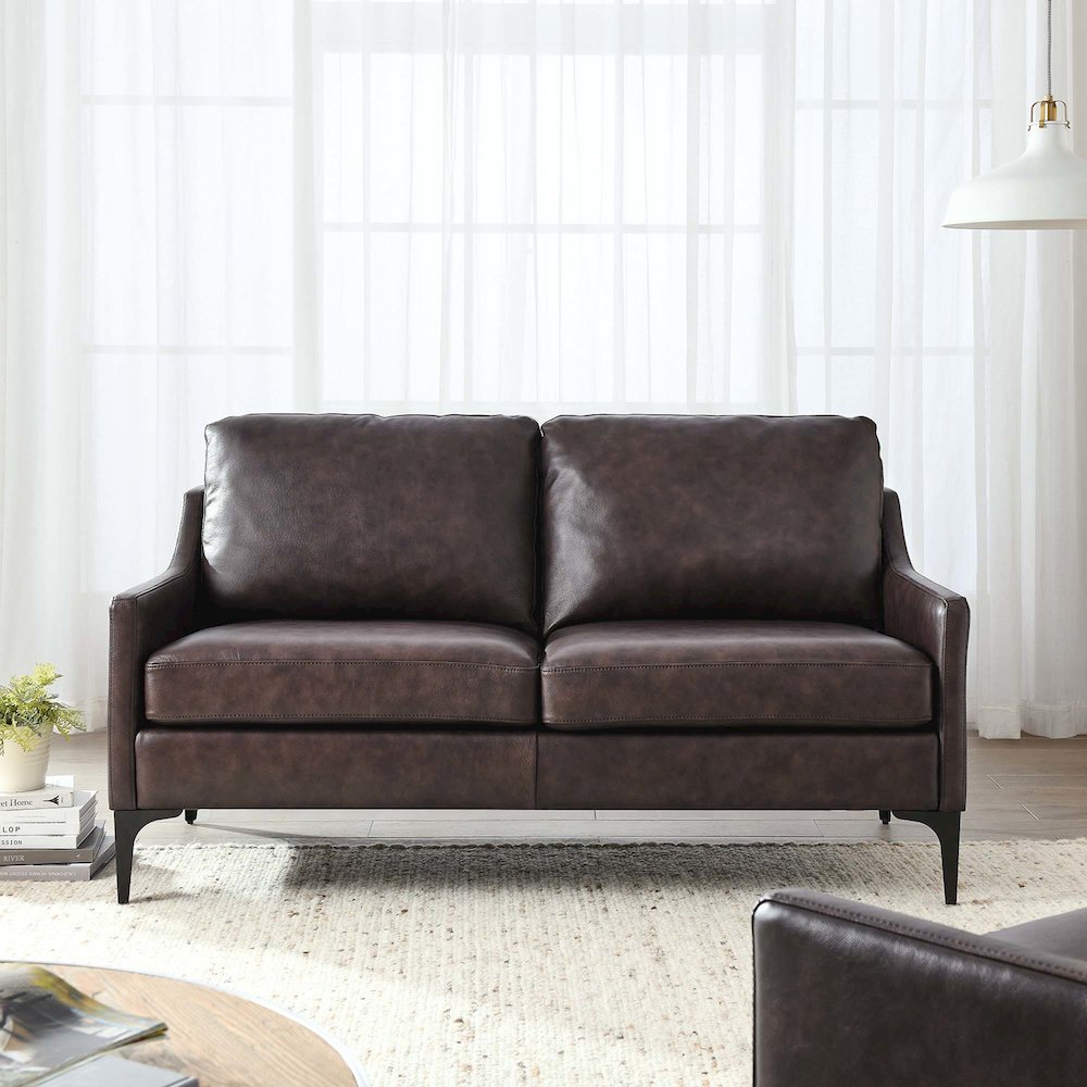 Corland Leather Loveseat. Picture 7