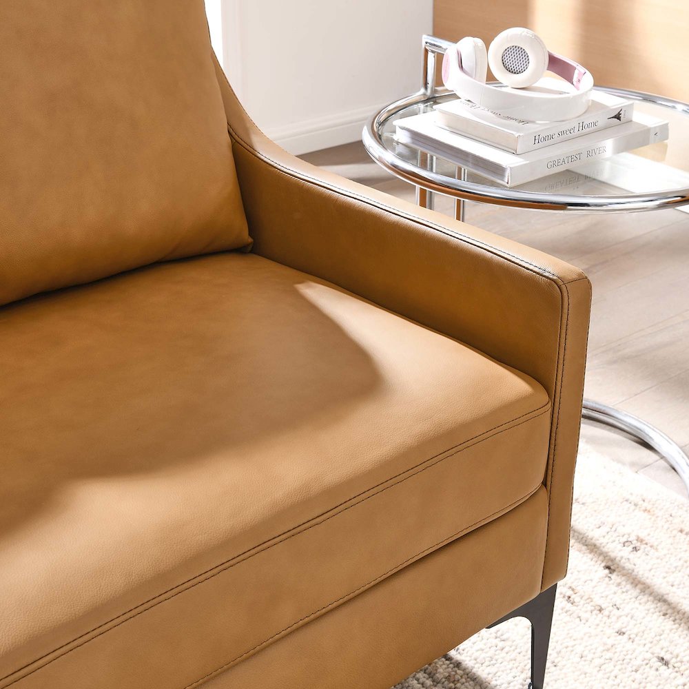 Corland Leather Loveseat. Picture 8