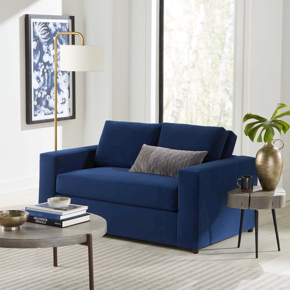 Avendale Velvet Loveseat. Picture 7