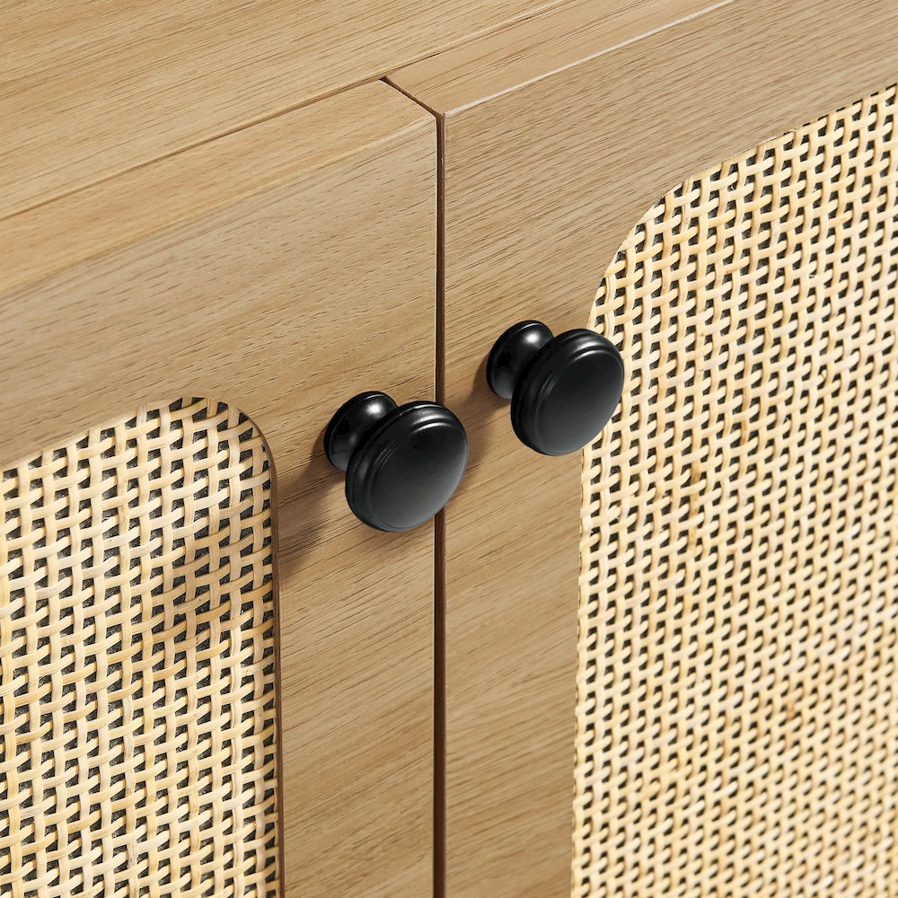 Chaucer Sideboard. Picture 6