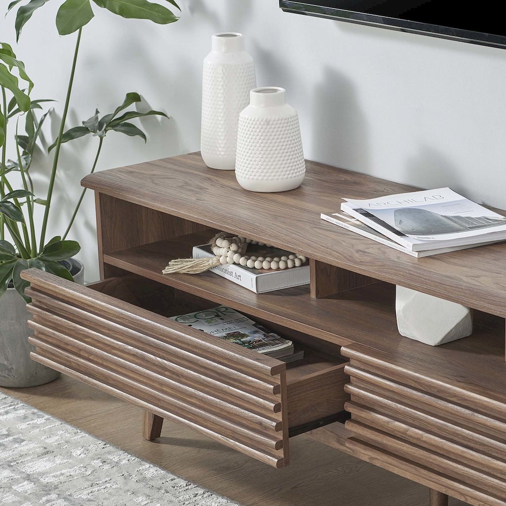 Render 60" TV Stand. Picture 9