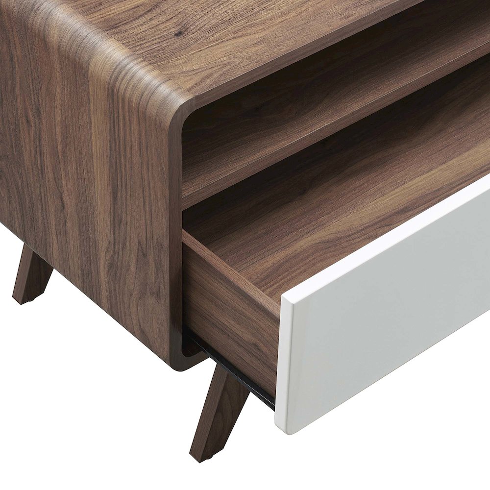Transmit 60" TV Stand. Picture 5