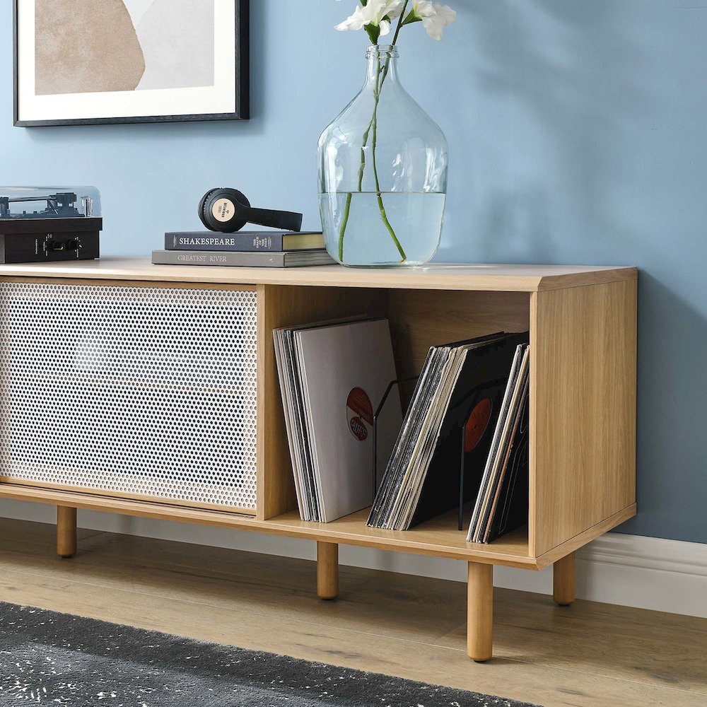 Kurtis 67" TV and Vinyl Record Stand. Picture 10