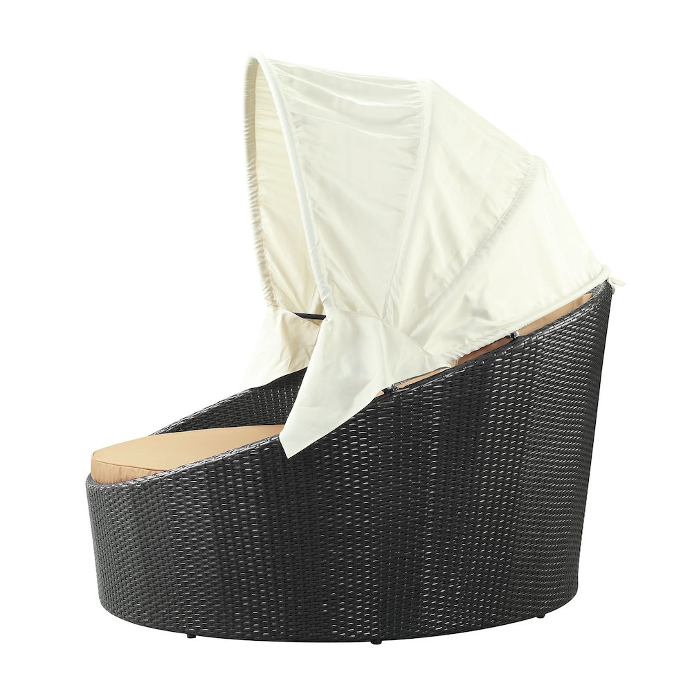 Siesta Canopy Outdoor Patio Daybed. Picture 5