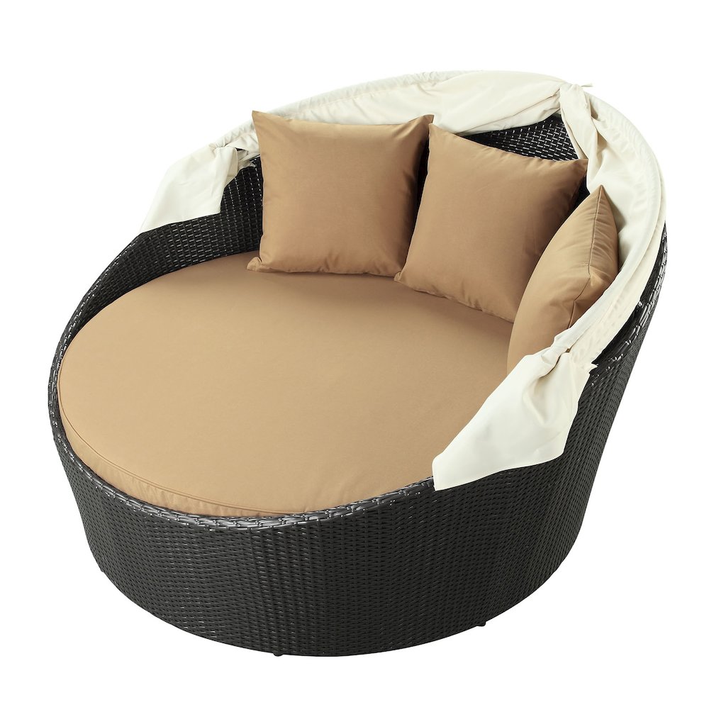 Siesta Canopy Outdoor Patio Daybed. Picture 3