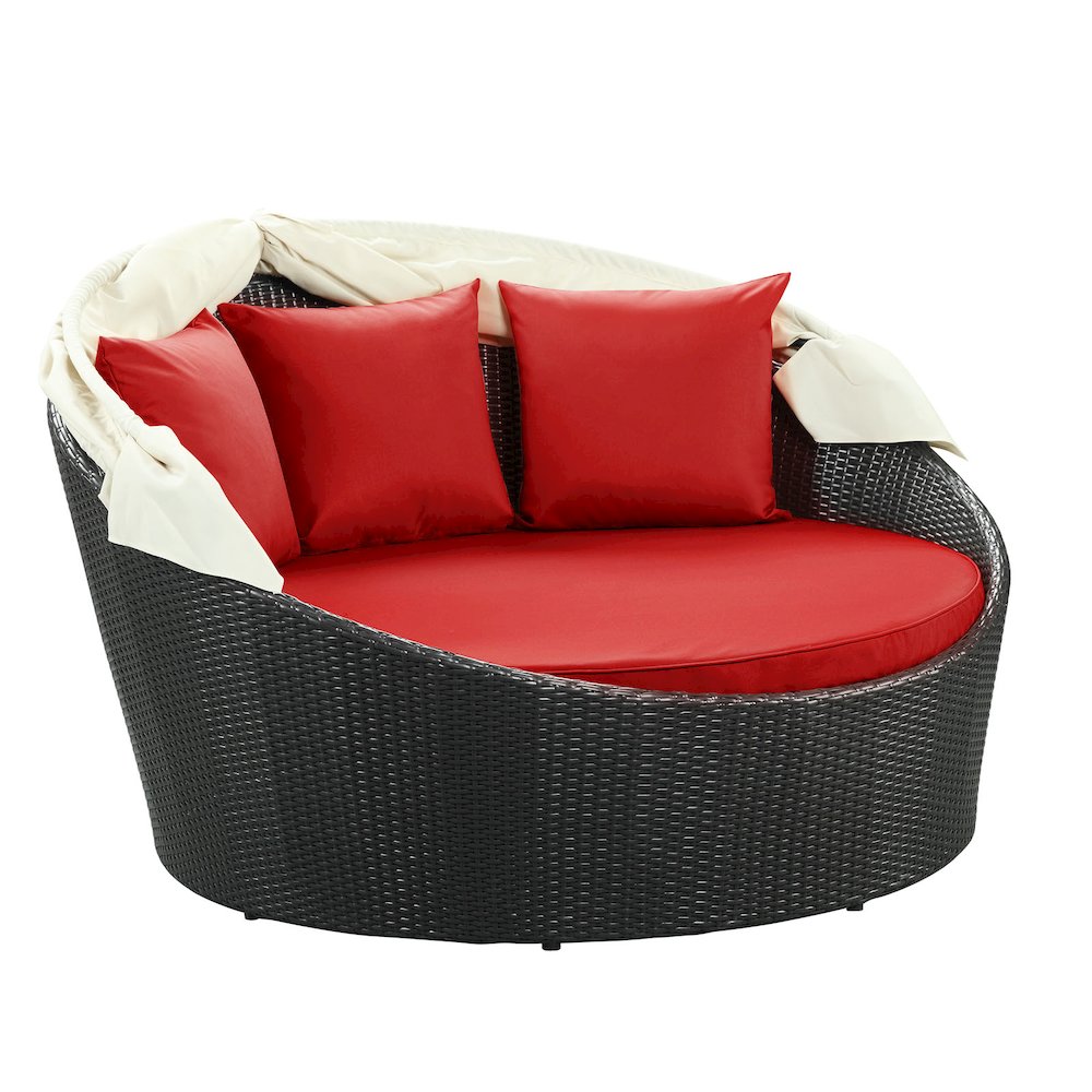 Siesta Canopy Outdoor Patio Daybed. Picture 2