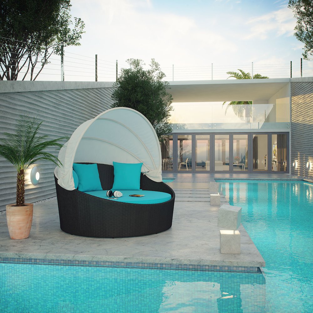 Siesta Canopy Outdoor Patio Daybed. Picture 6