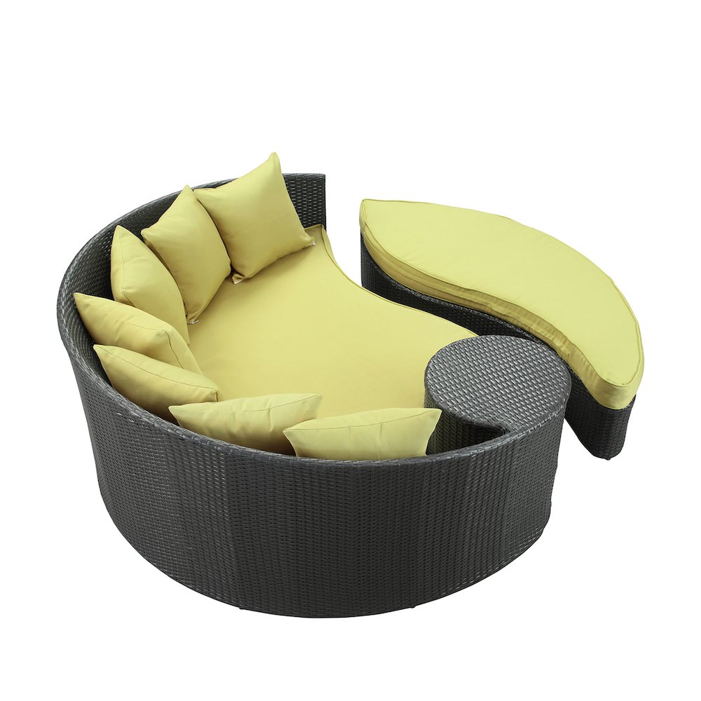 Taiji Outdoor Patio Wicker Daybed. Picture 2