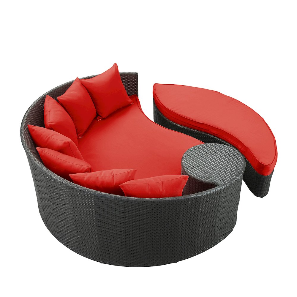 Taiji Outdoor Patio Wicker Daybed. Picture 3