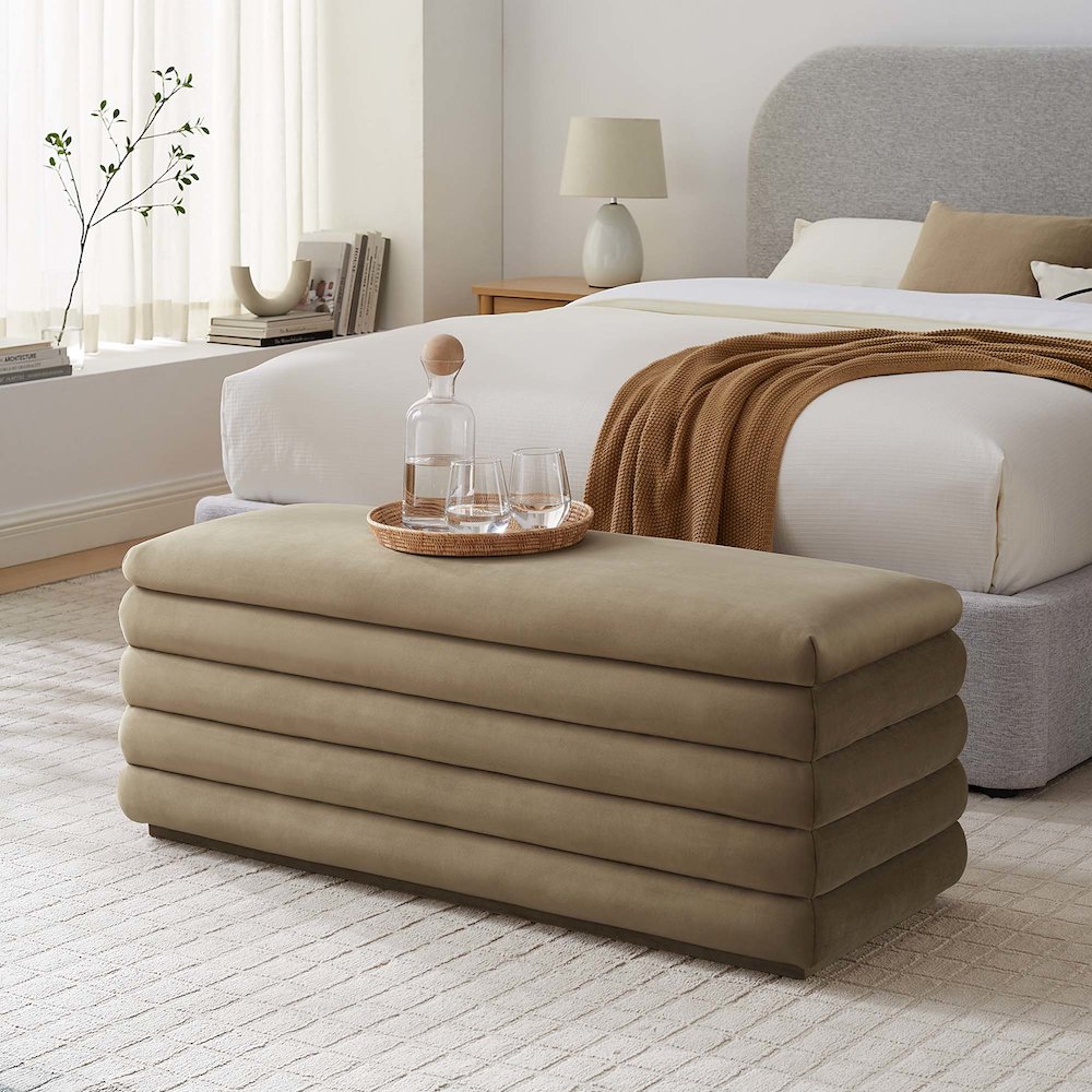 Mezzo Upholstered Performance Velvet Storage Bench. Picture 9