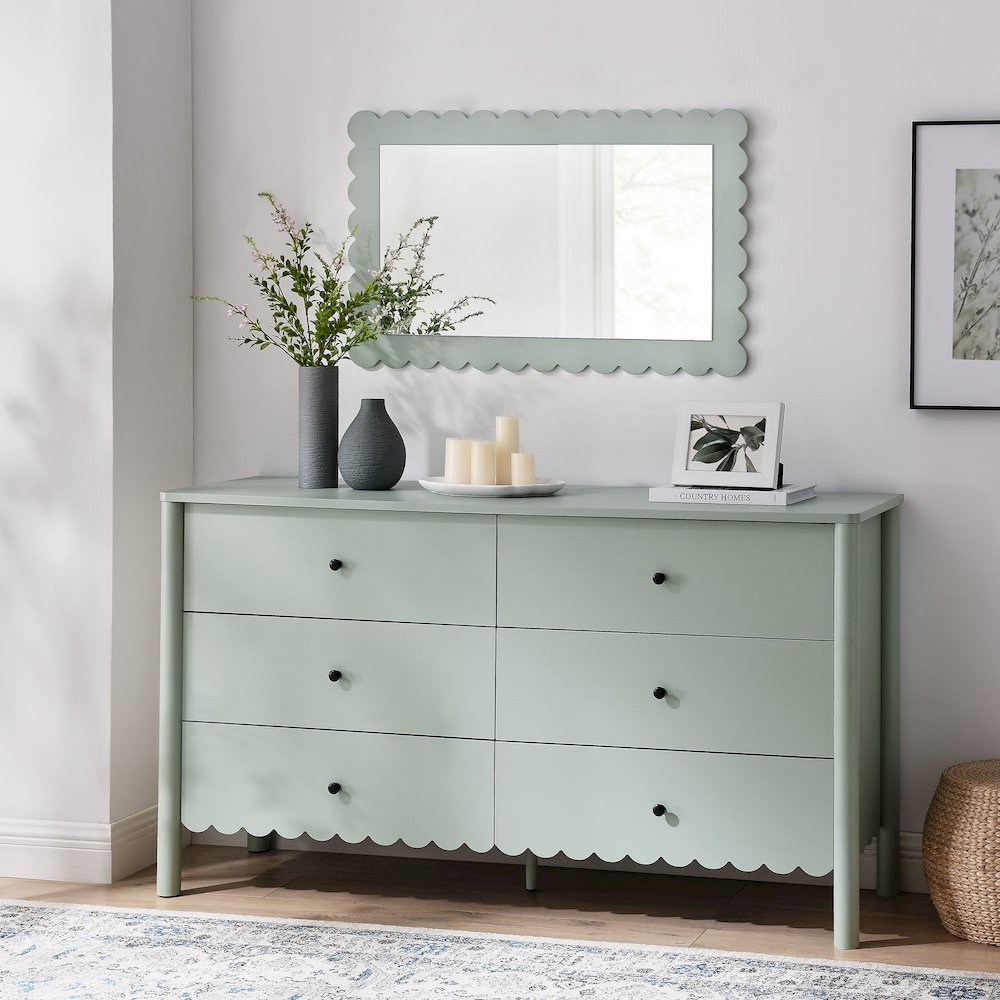 Emmeline Scalloped 6-Drawer Dresser. Picture 8