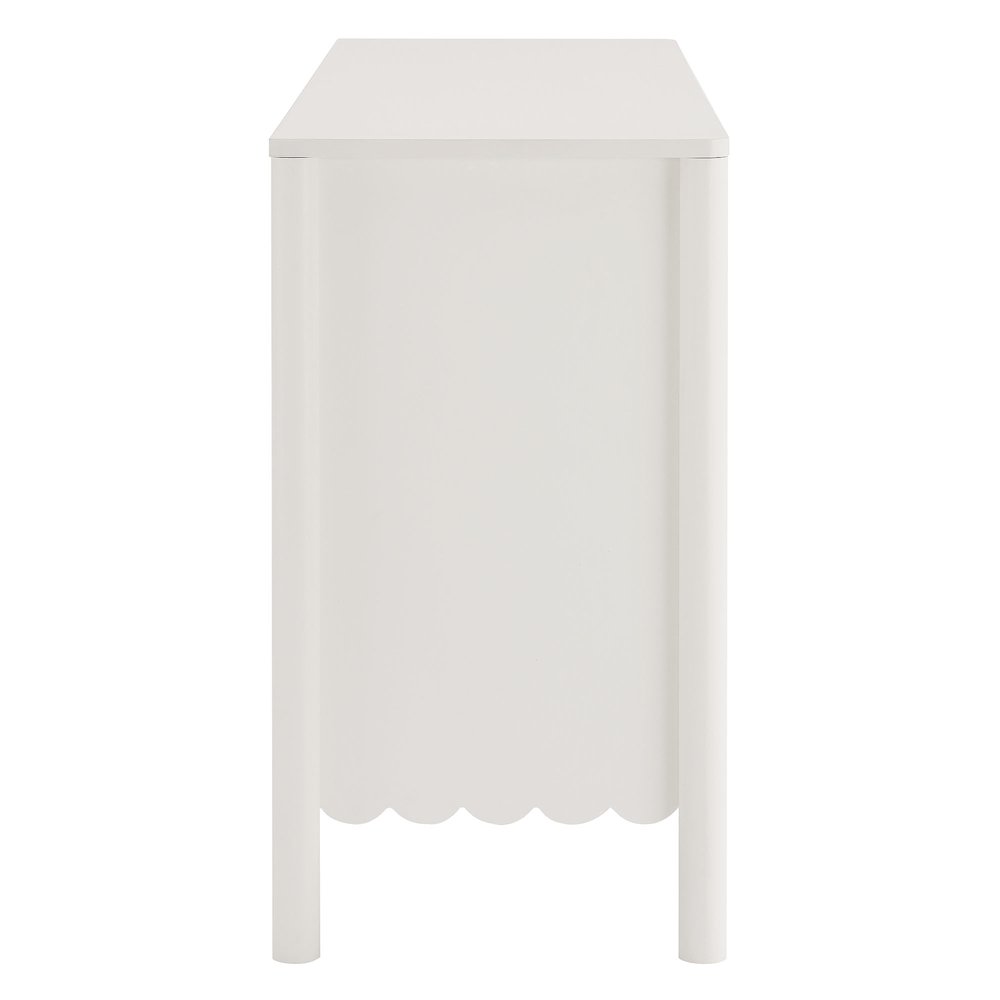 Emmeline Scalloped 6-Drawer Dresser. Picture 4