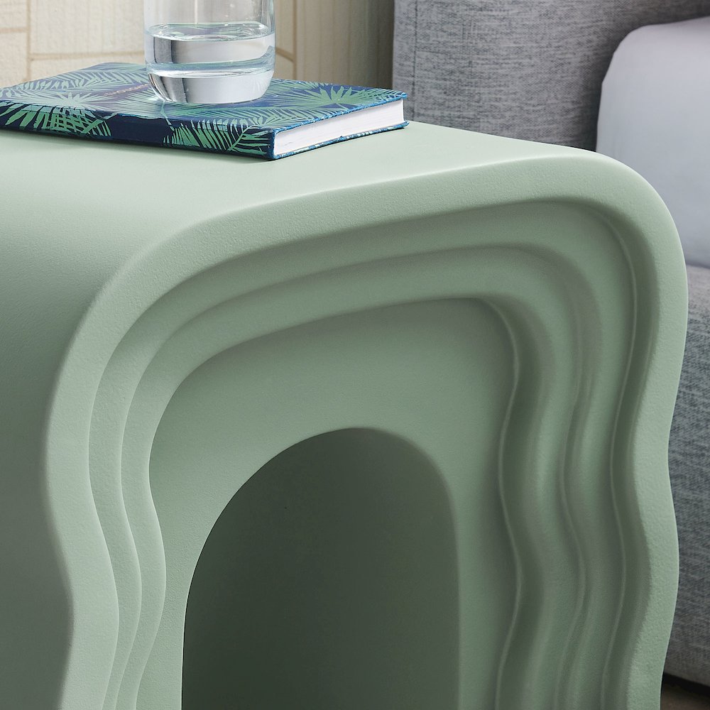 Jorin Squiggle Side Table. Picture 8