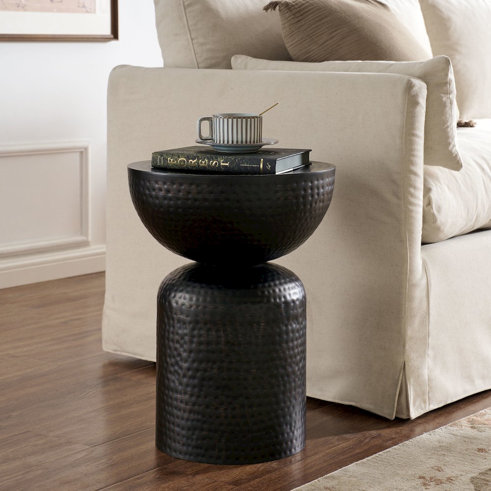 Mella Metal Hammered Side Table. Picture 6