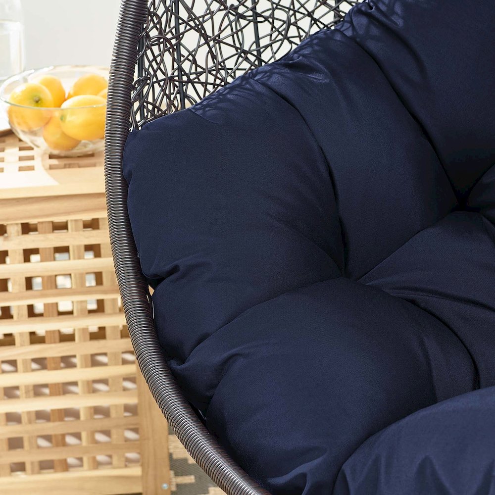 Encase Swing Outdoor Patio Lounge Chair. Picture 8