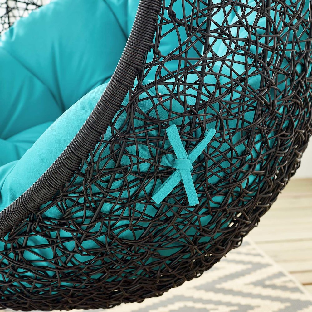 Encase Swing Outdoor Patio Lounge Chair. Picture 8