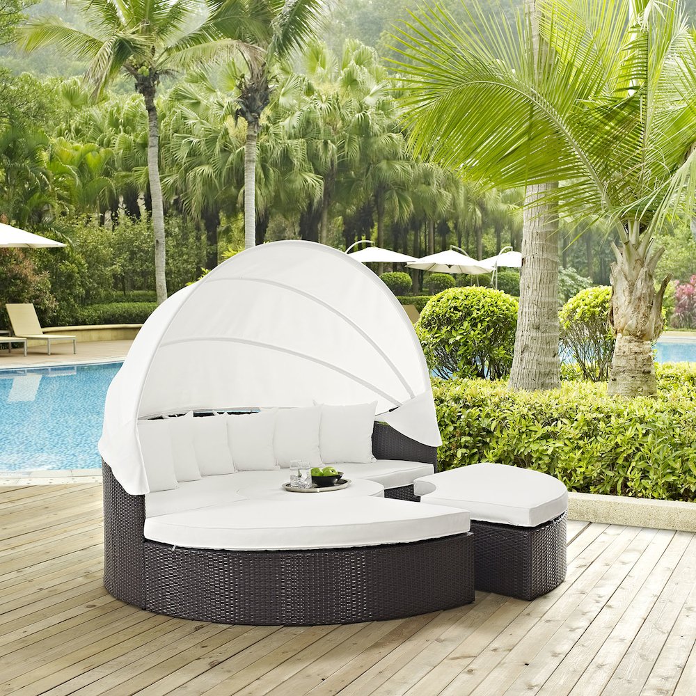 Quest Outdoor Patio Wicker Rattan Canopy Sectional Daybed. Picture 10