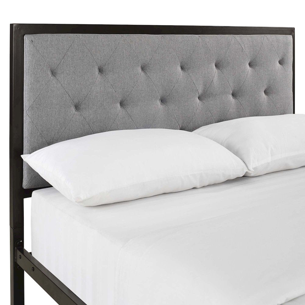 Mia Fabric Full Bed. Picture 5