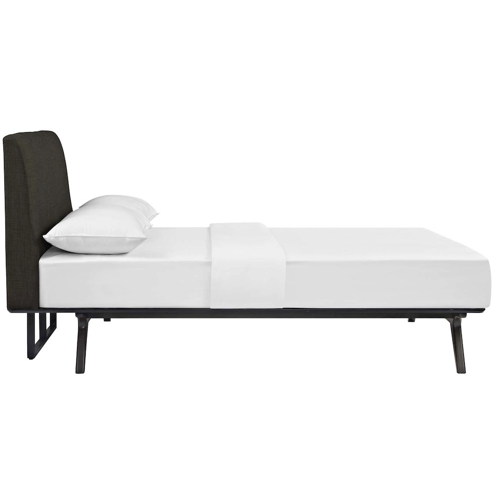 Tracy Queen Bed. Picture 3