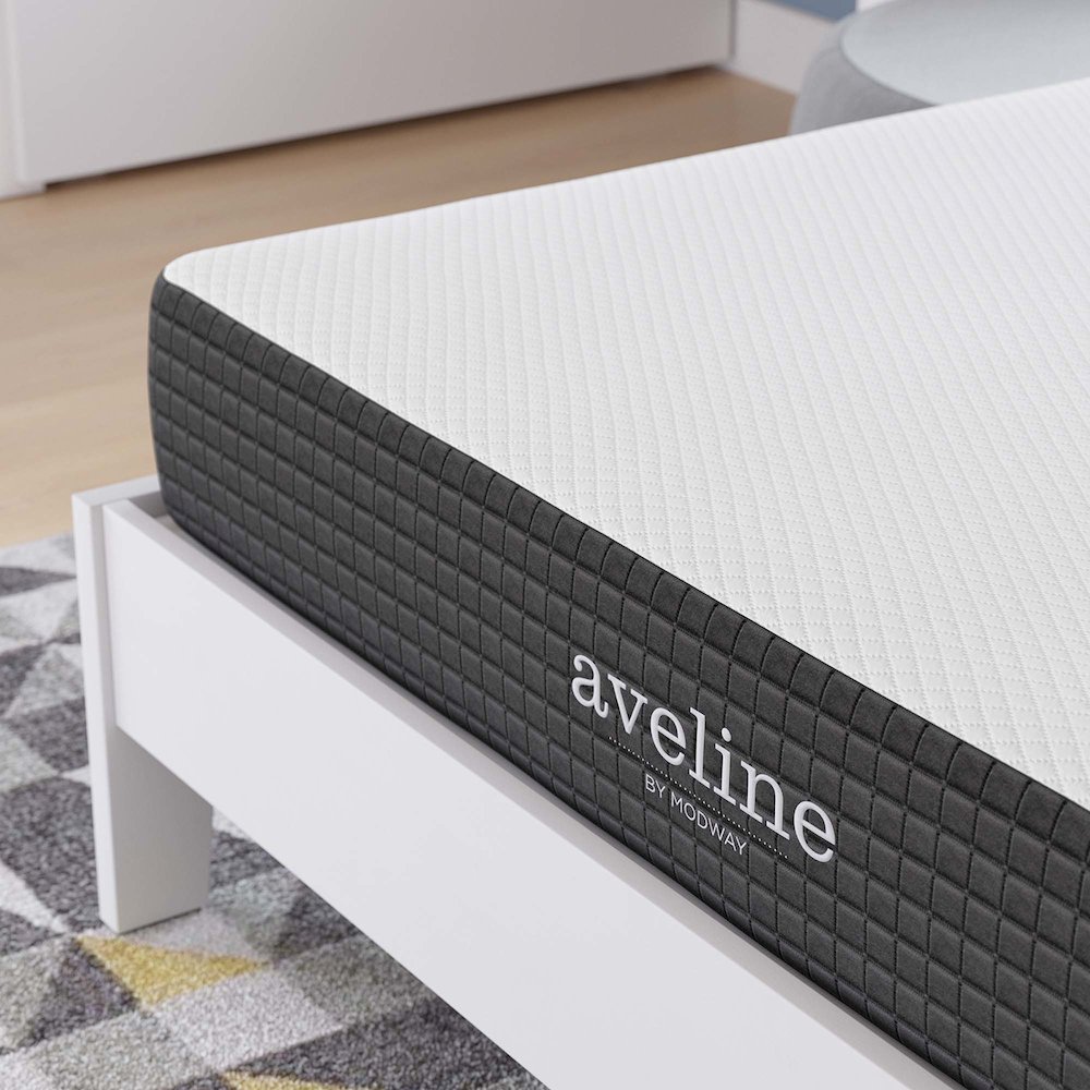 Aveline 8" Full Mattress. Picture 18