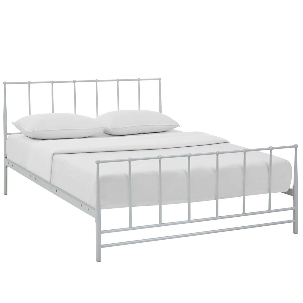 Estate King Bed. Picture 1